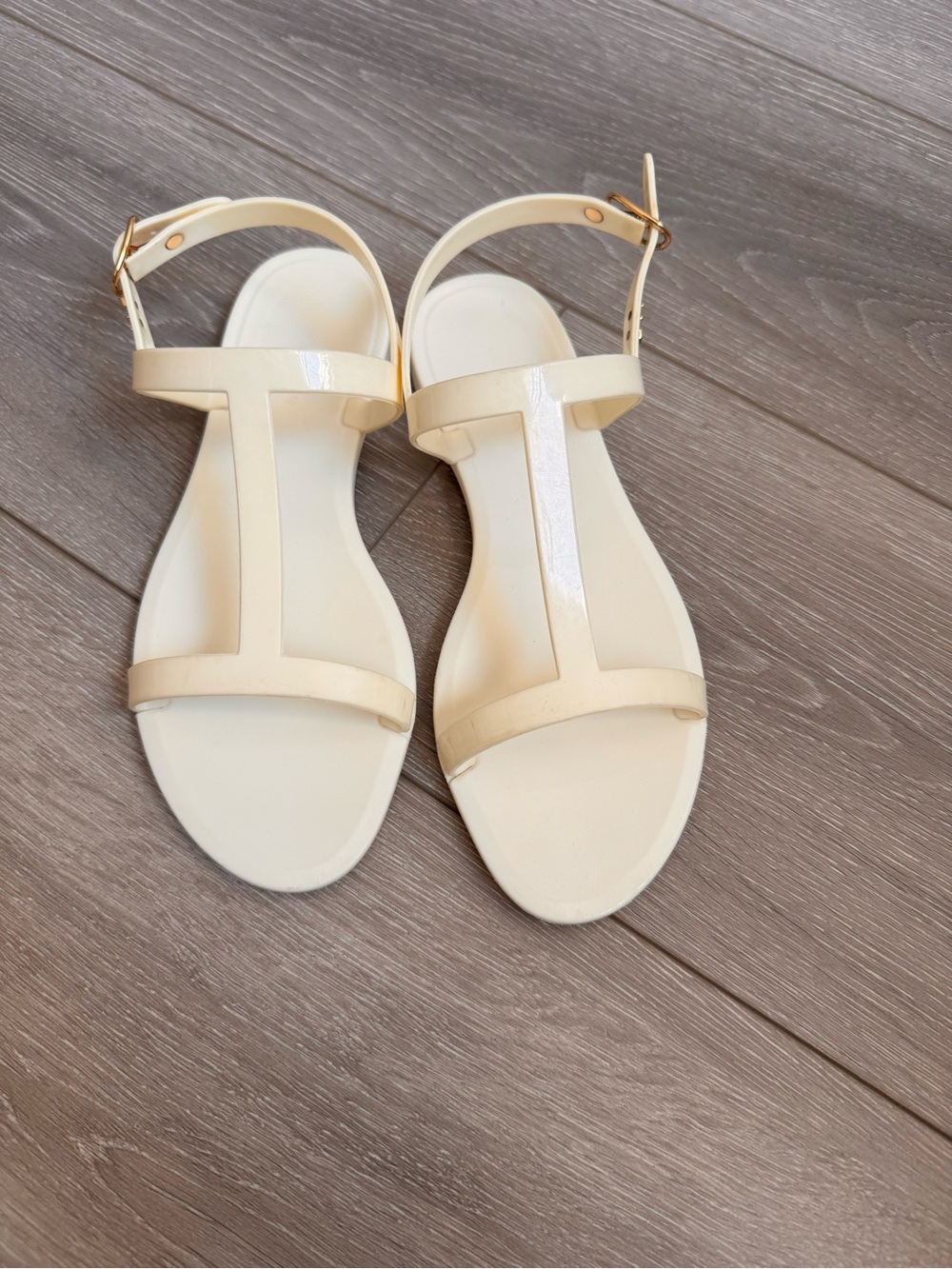 Stuart Weitzman Women's Cream T-Strap Slingback Sandals